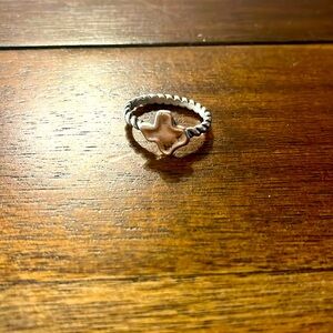RETIRED⭐️James Avery Texas Ring⭐️